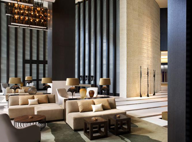 White oak slat wall and columns in the main reception lobby