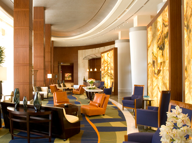 Tall Etimoe columns and curved wall panels